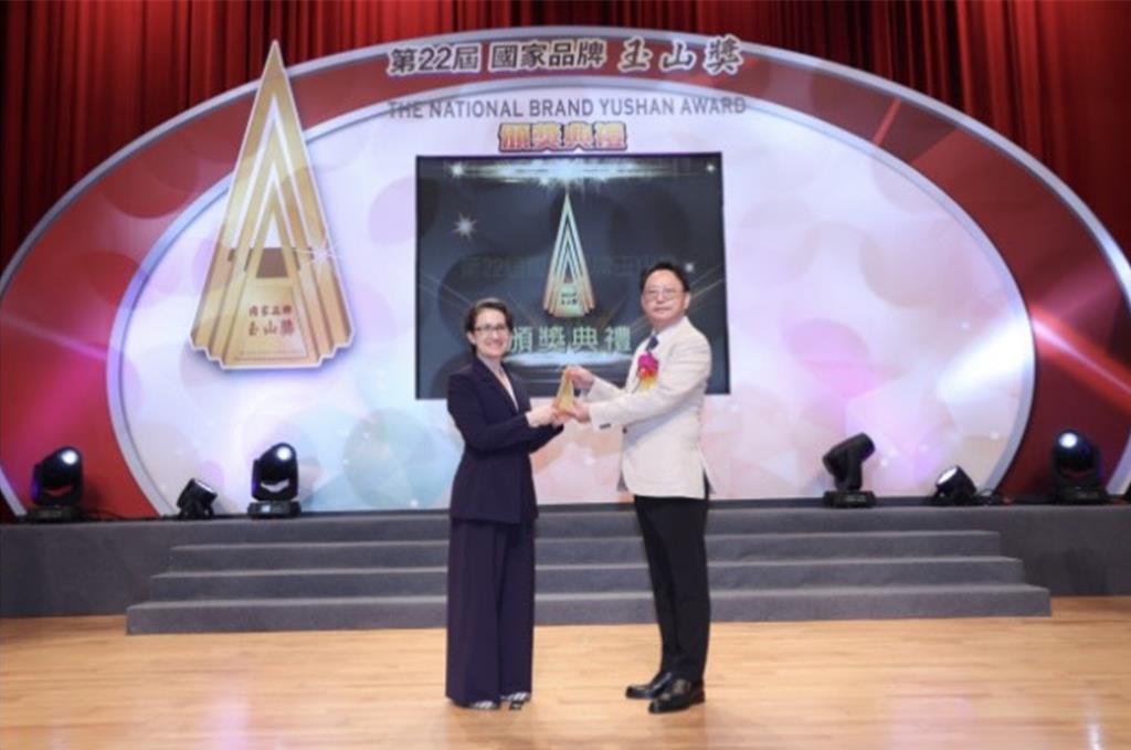 晶呈科技獲「國家品牌玉山獎」