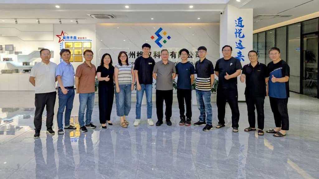 聖約翰科大樺漢菁英班學子昆山實習滿載而歸