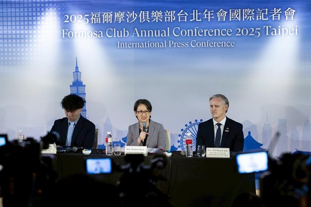 出席Formosa Club台北年會 蕭美琴:維護台海和平穩定台灣不孤單