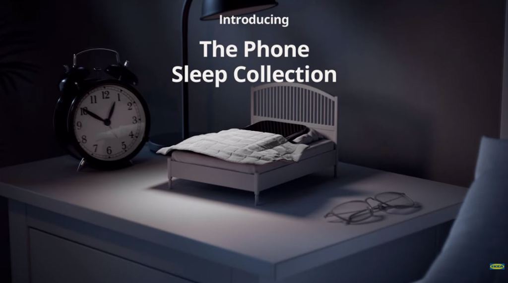 IKEA推手機專屬小床拚「減滑」！讓手機「睡飽」還能換折價券 限定活動中東開跑