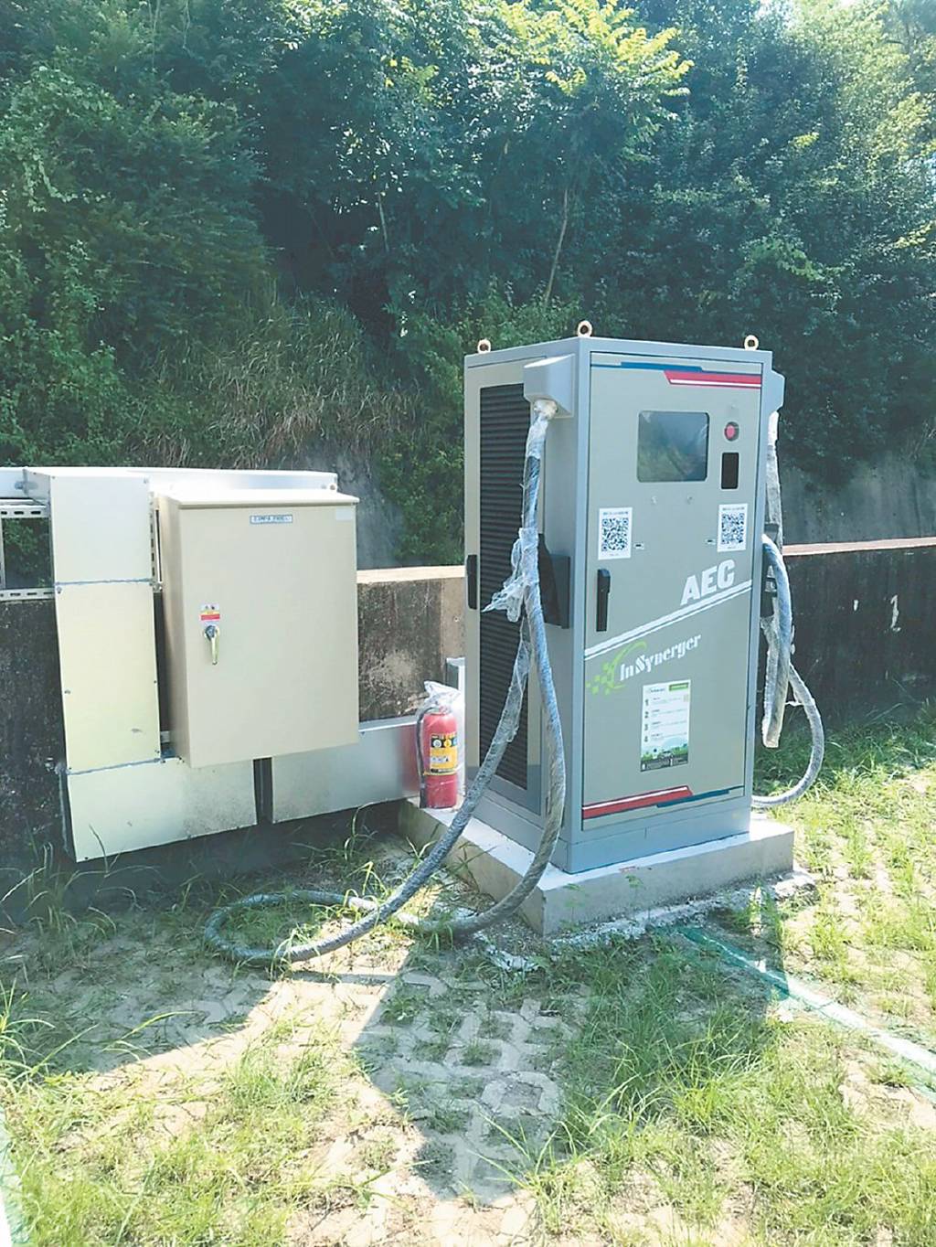 亞力變流器、充電樁 新品搶市