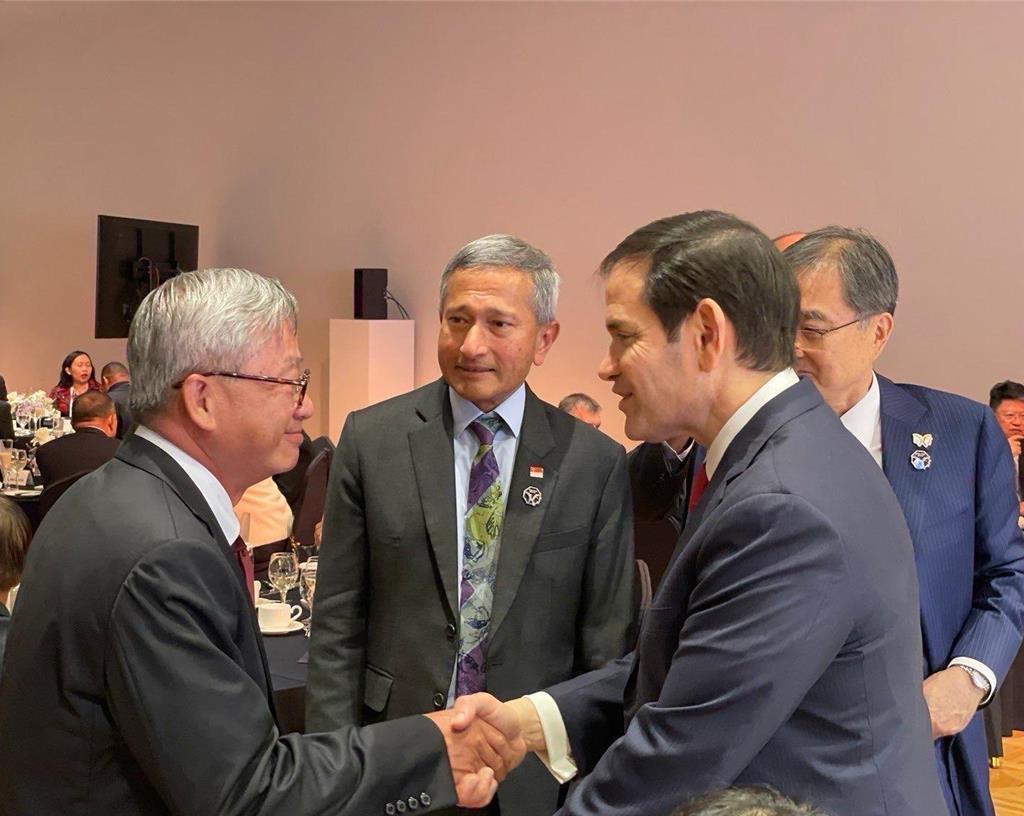 吳誠文科技外交見美國務卿深聊AI - 要聞- 工商時報