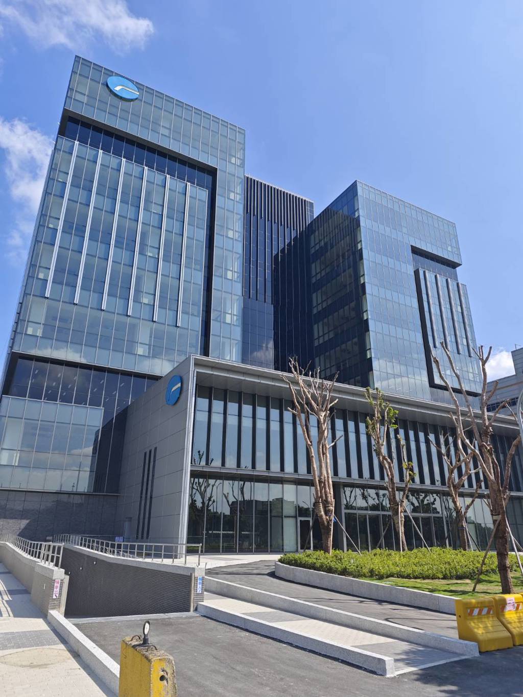 AI出貨帶旺 遠雄港前三季獲利年增43%、每股賺2.13元創同期新高