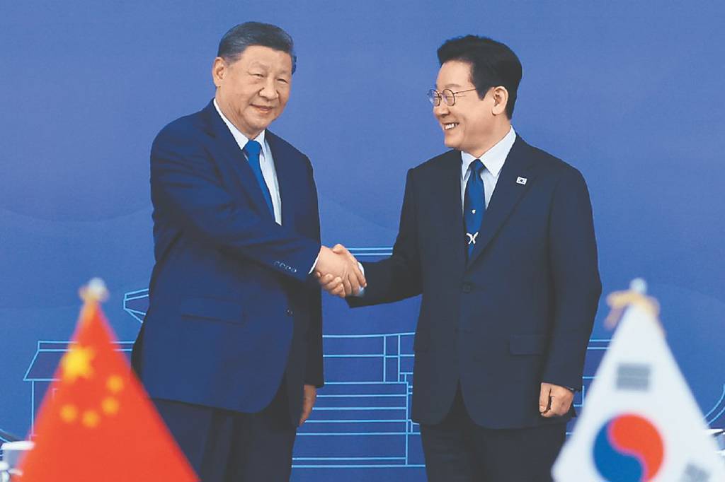 「看看有沒有後門」