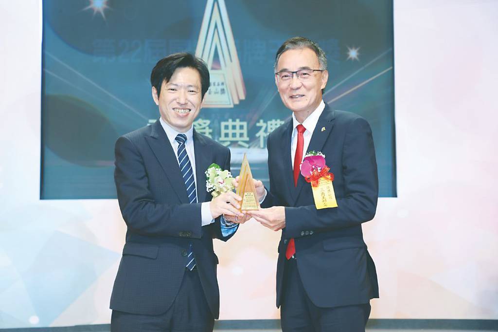 三商美邦人壽連七年 獲國家品牌玉山獎肯定