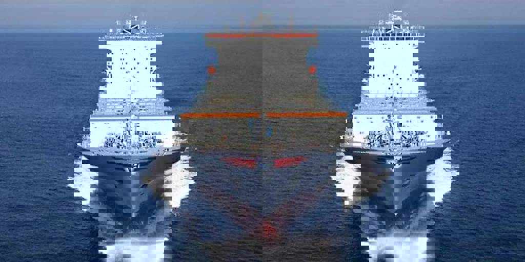 萬海照春輪6日成功援救海上漂流落水者