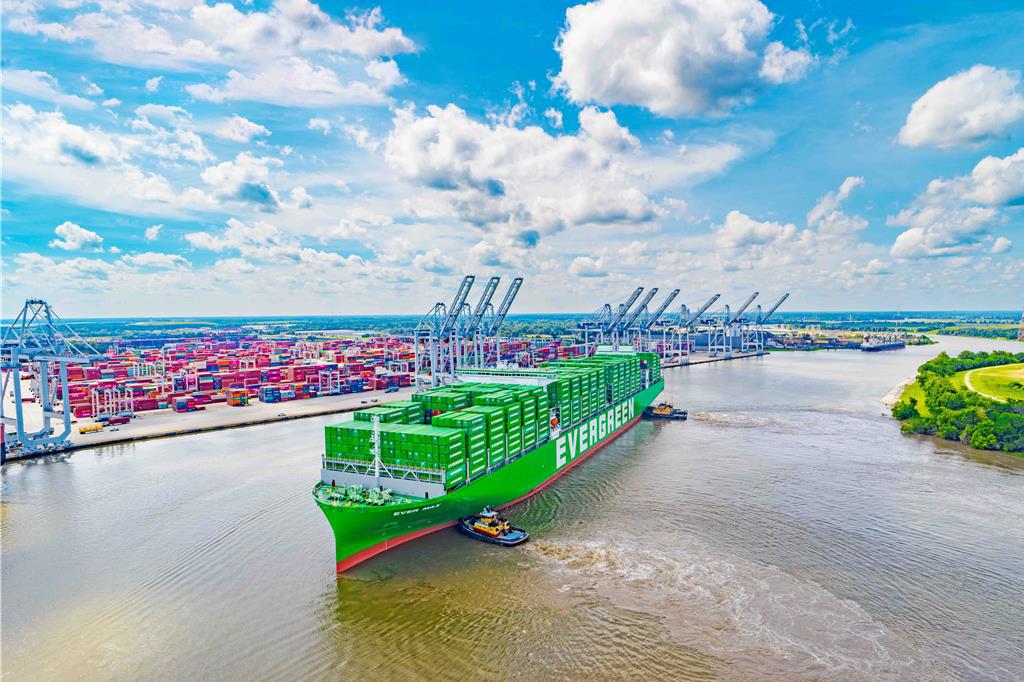 受大陸長假影響!長榮10月營收273.3億元 年月雙減