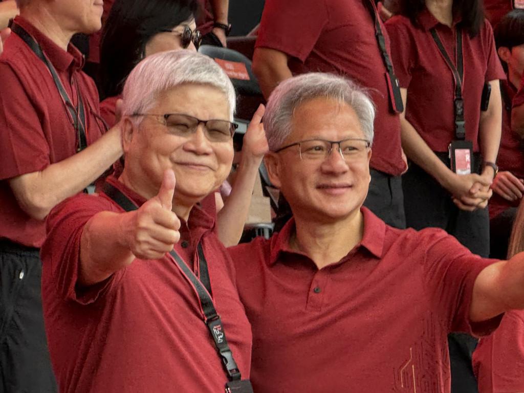 「tsmc鞋」穿出話題！魏哲家爆紅鞋款其實是MIT 背後藏8年前被張忠謀婉拒的故事