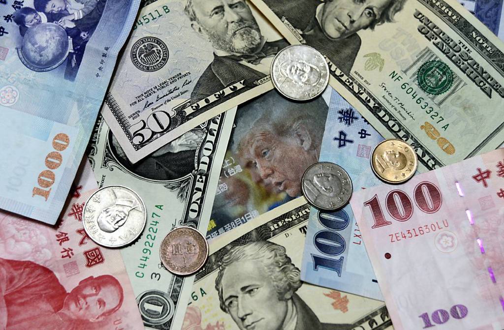 台股加減碼 金融三業不同調