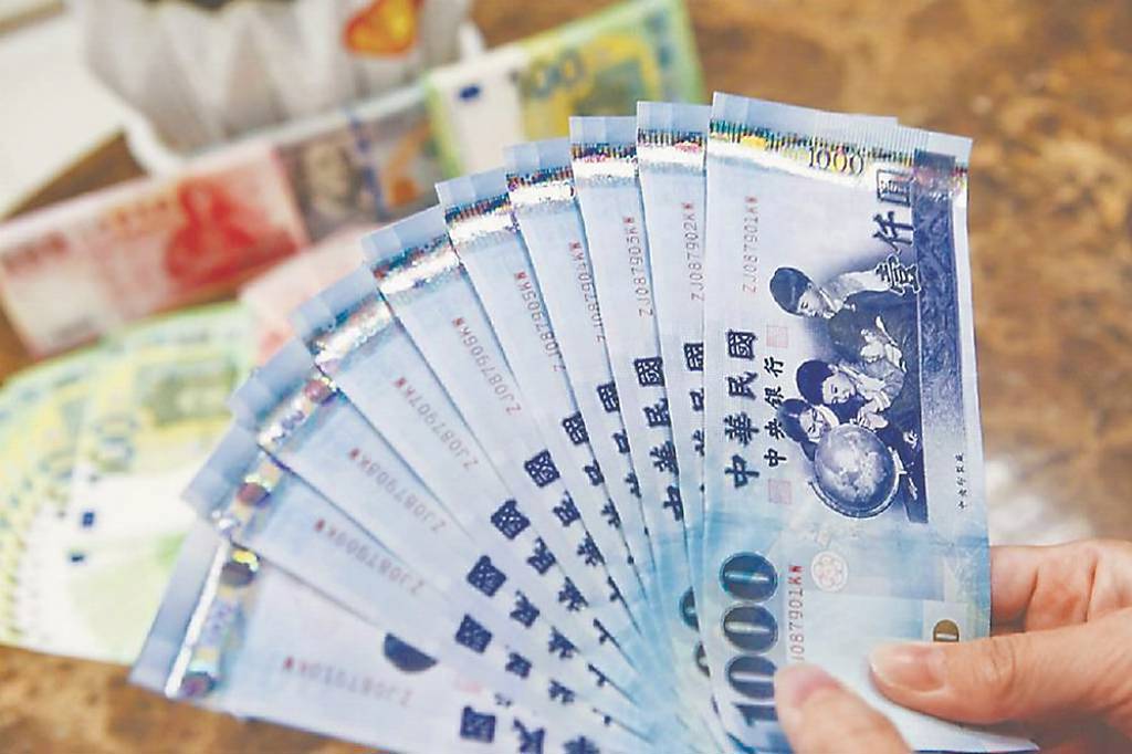 10月資金趨緊 隔拆利率走高