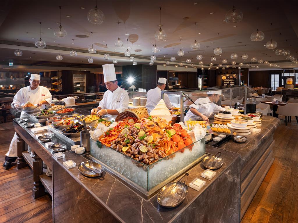 「普發一萬」台北君悅放大1.3倍！凱菲屋大馬美食吃到飽、用餐再抽萬元住宿券