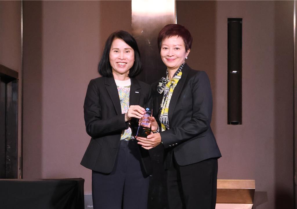 兆豐證、兆豐期雙雙榮獲「反詐騙評鑑」獎項 全方位守護投資人資產安全