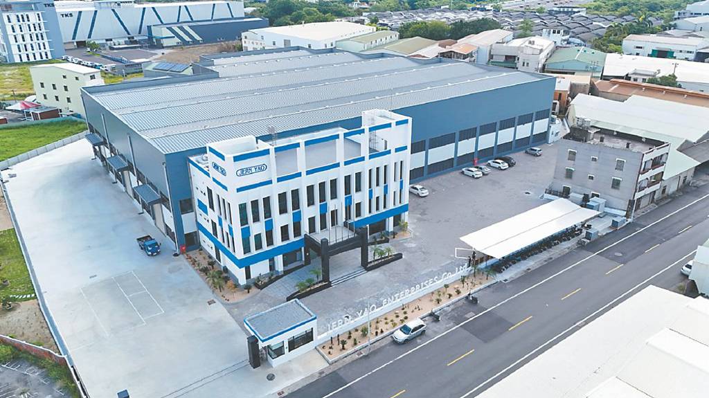 正曜企業二廠投產 智慧製造開新局