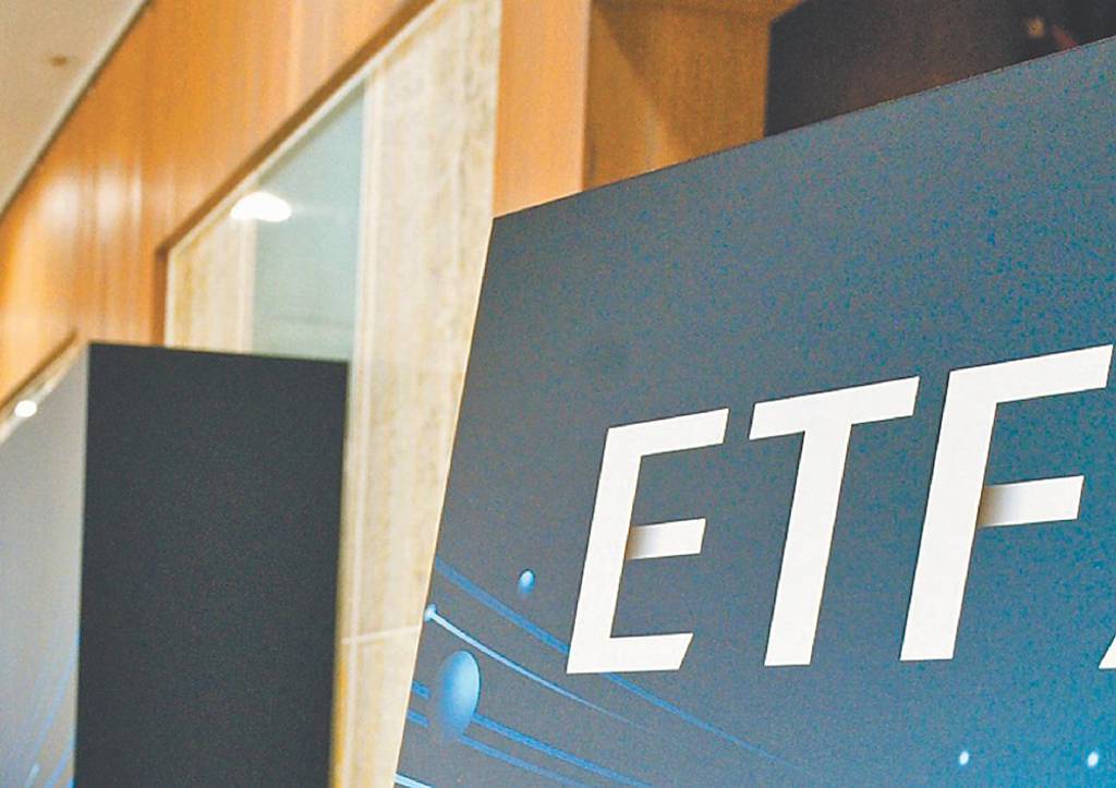 政策難料 短債ETF低波動取勝