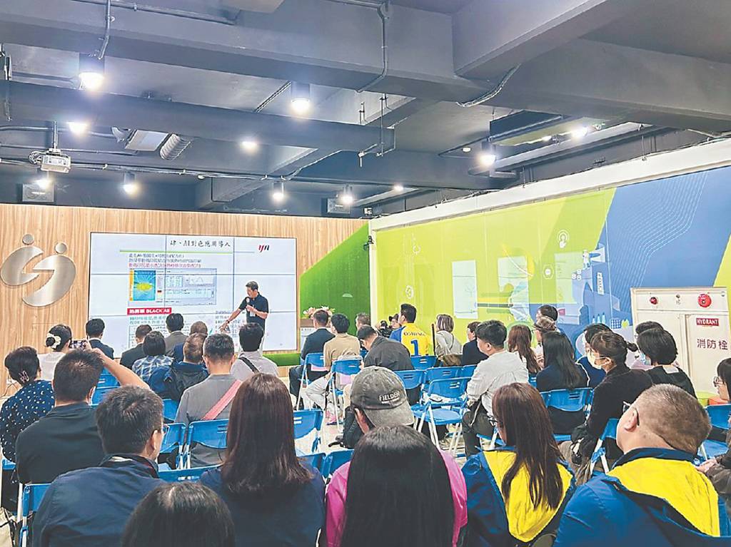 中企署攜手紡織所 助產業AI轉型