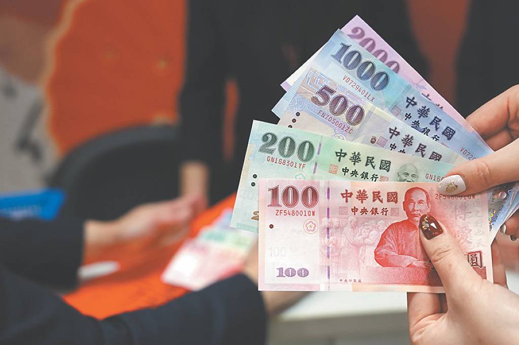 經濟學人警告台灣病》新台幣匯率 長期遭到低估