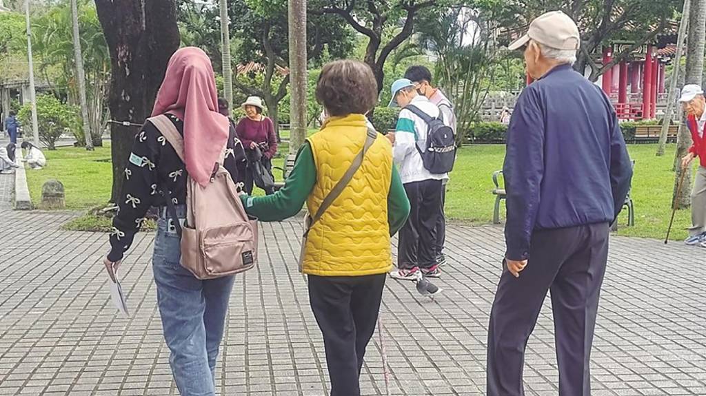 對抗高齡風險 分紅、利變型保單具優勢