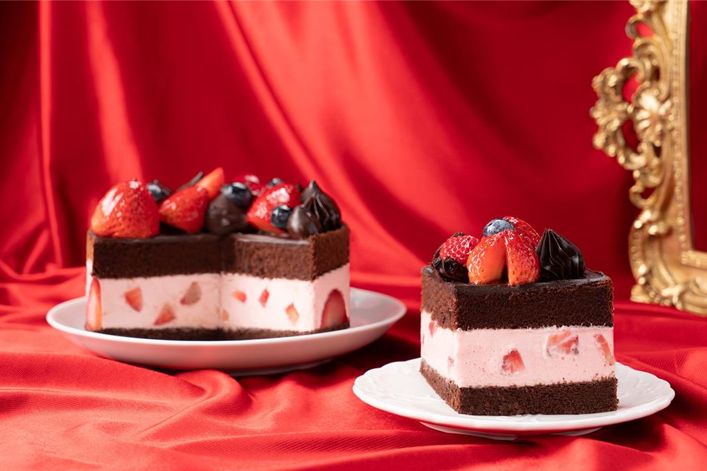 一年就等這一顆！BAC「覆盆莓草莓巧克力蛋糕」12／5起回歸