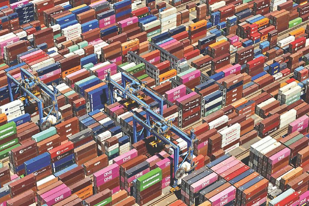 美國8月貿易赤字 大減近24%