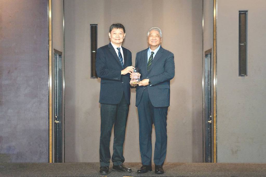 元富證深耕責任投資 永續治理獲肯定