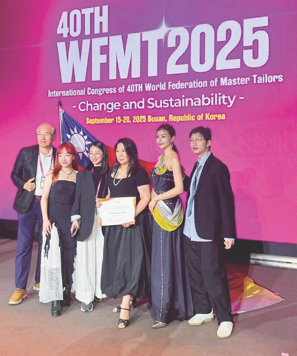 卓蓉制服 以美學革新金融形象