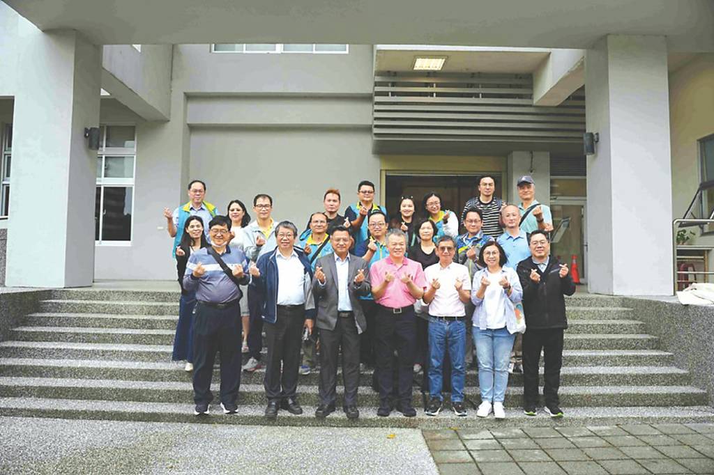 亞東科大攜新北高工 舉辦教師淡水走讀活動