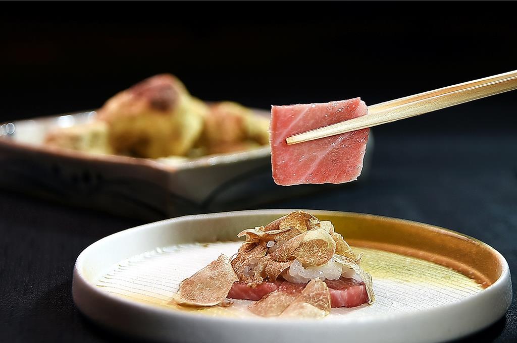 連莊19年東京三星名廚 「日料之巔」登頂之道：食食講究、事事挑剔！