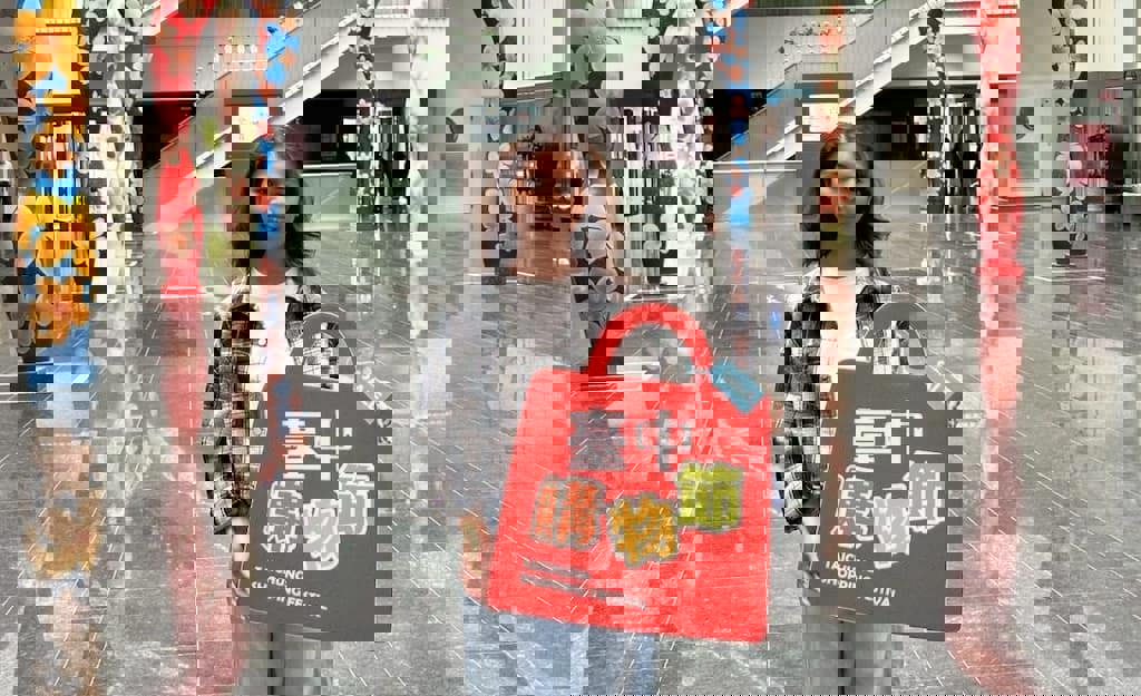 印尼新住民抽中購物節萬元美金！ 駐台代表艾吏福表祝賀及感謝 力推外籍朋友：一定要參加