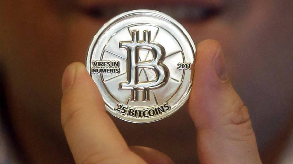 比特幣續摔 摜破8.1萬美元