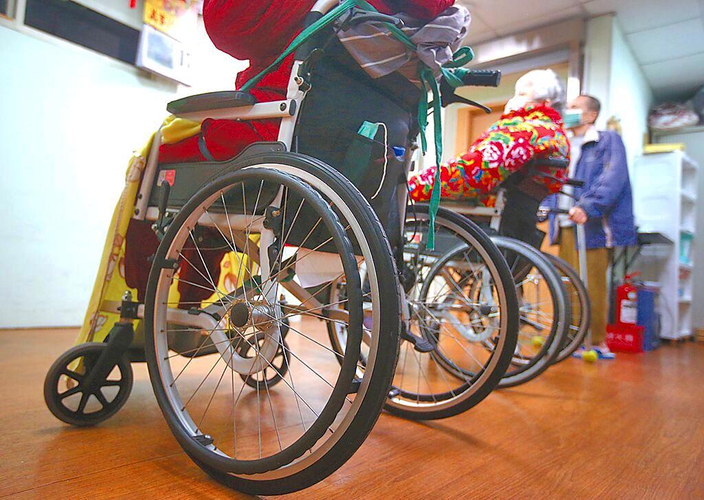 「我以為是為了照顧媽...」拿爸爸遺產收租填長照錢坑卻挨告，孝子為何變罪人？