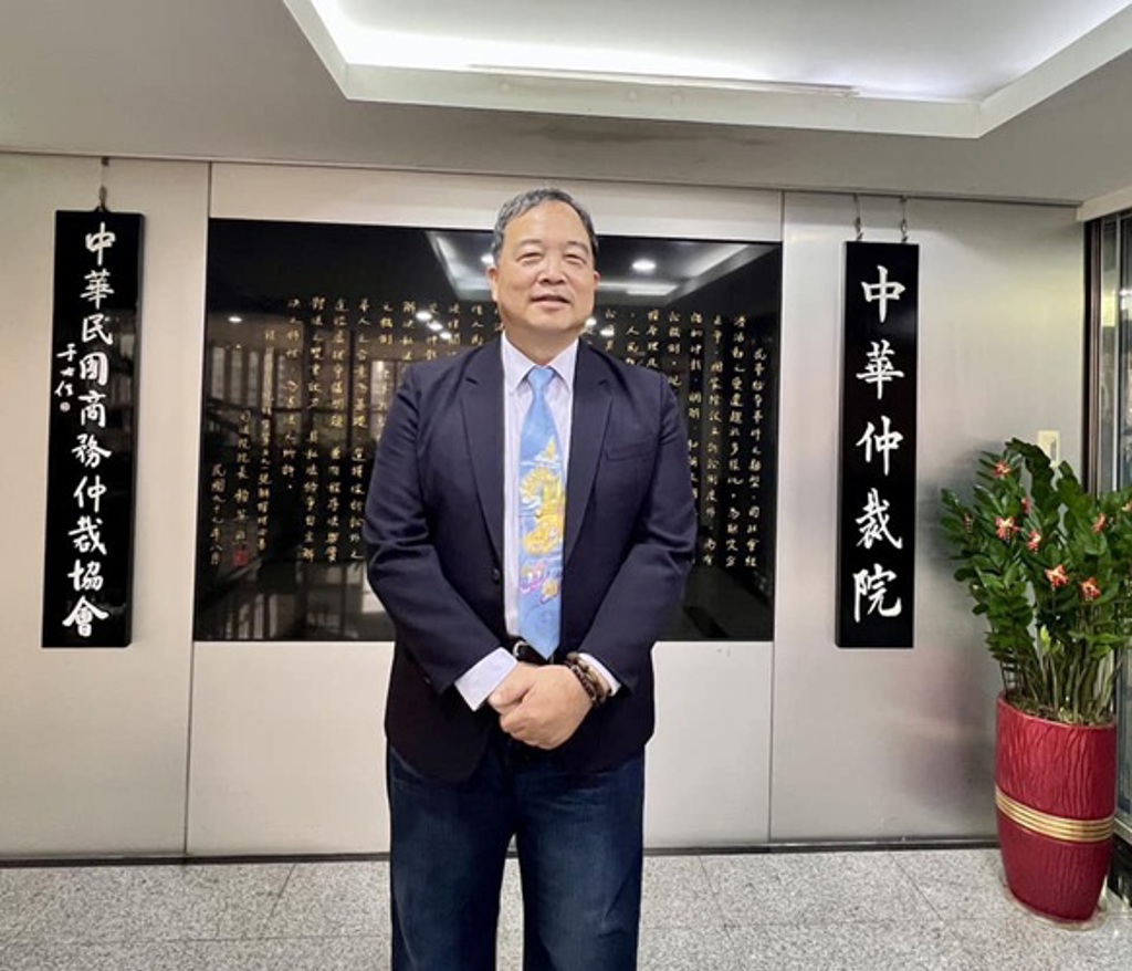 台鋼科大師生榮獲16屆IIIC國際創新發明2面金牌