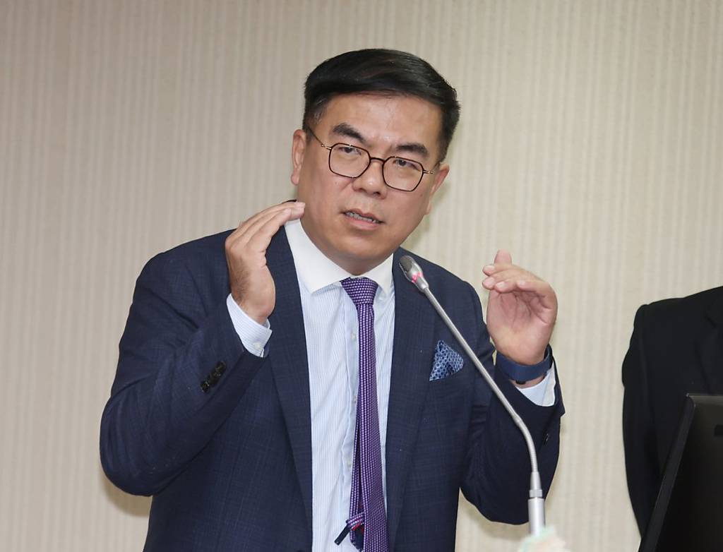 台巴碳權合作 彭啟明：為企業開通減量空間