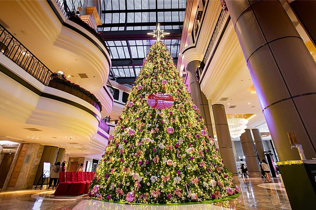 台北君悅酒店今晚耶誕點燈 跨界聯名公益禮袋募集愛心