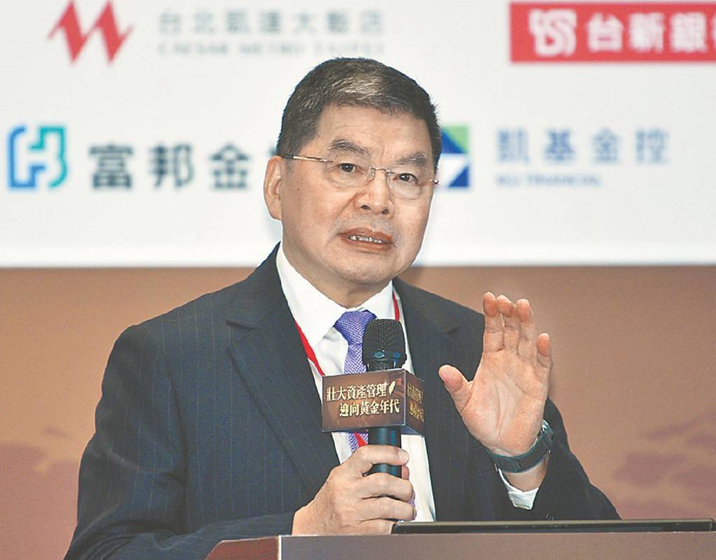 金融併購潮未歇！這家龍頭金控總座喊出：明年加速推動