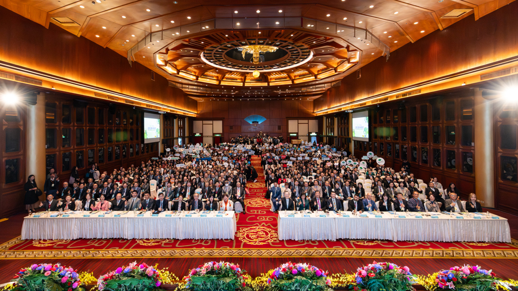 2025全球企業永續論壇》 無畏逆風 產官學醫永續向前行