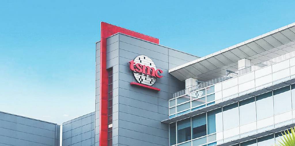 帶槍投靠涉國安法 羅唯仁股票、不動產遭扣押