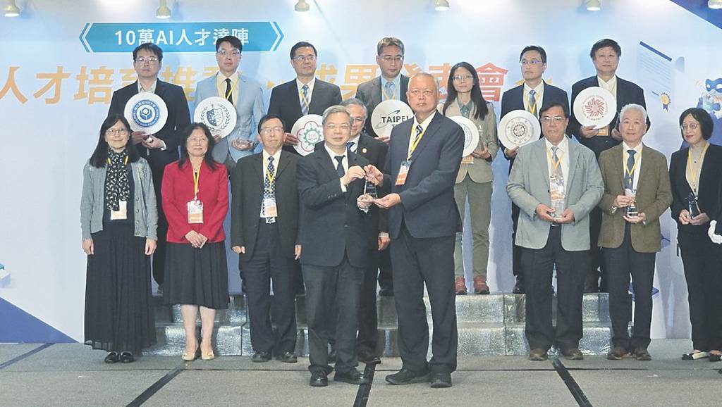 明志科技大學 獲頒iPAS育才卓越獎