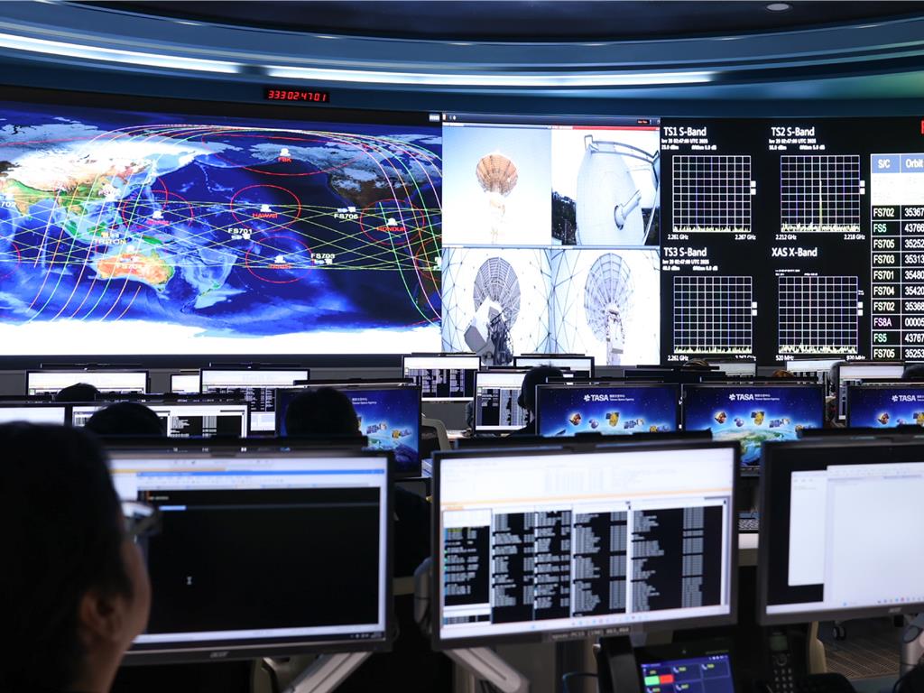 齊柏林衛星首度通過台灣並順利通聯報平安