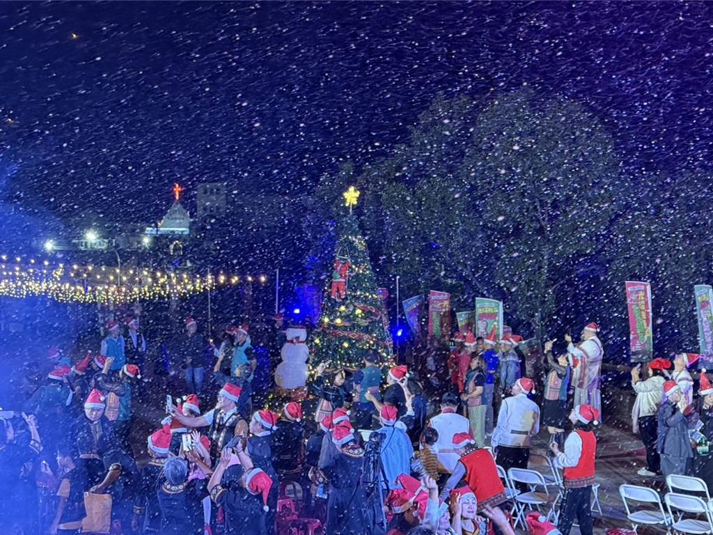 「光耀桃源.點亮新年」溫暖點燈 教會齊聚桃源祝福耶誕