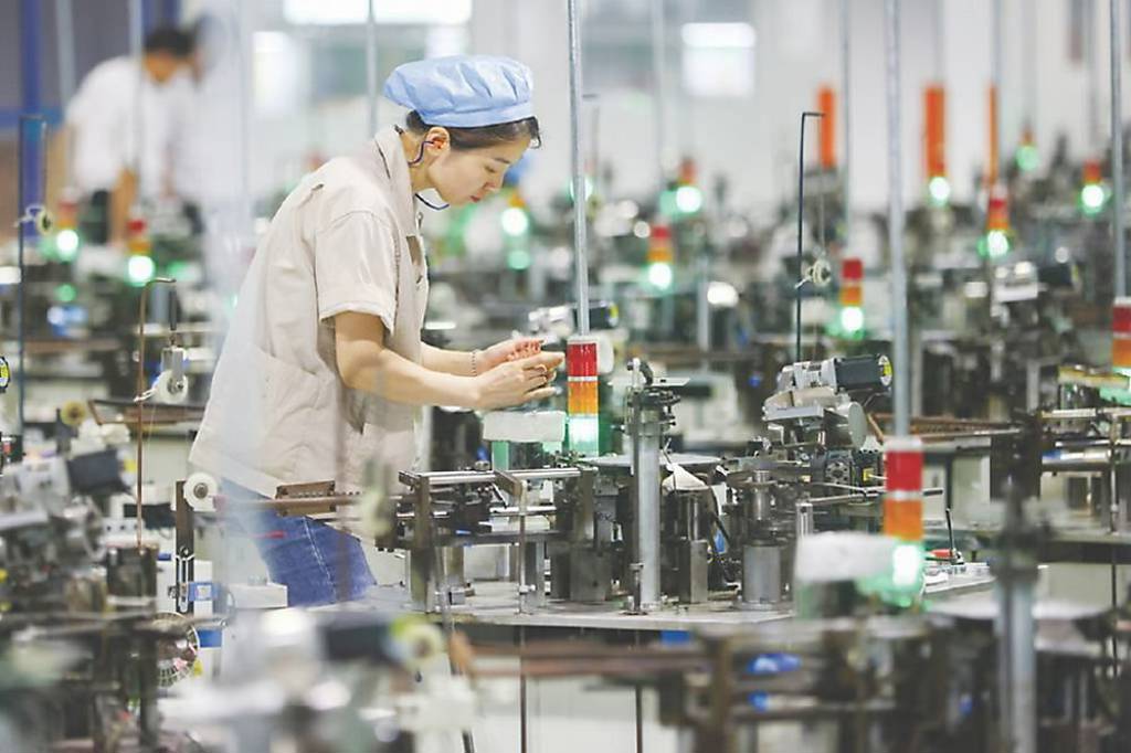 10月製造業燈號續亮黃藍燈