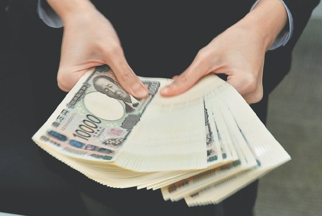 甜甜價回不去… 金、銀首席:日圓明年145~158震盪