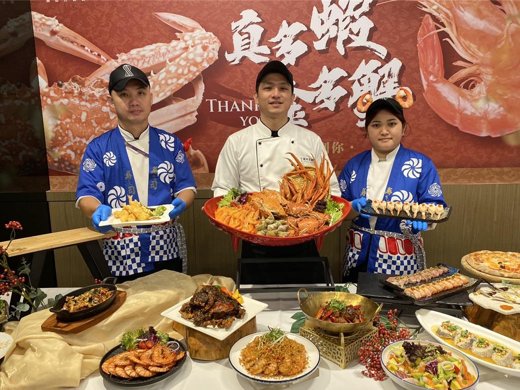 星饗道感謝季端出蝦蟹盛宴搶市 蒸汽石頭蝦料理秀成亮點