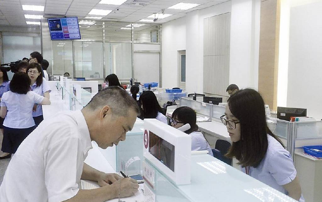 金融業獲利 銀行一枝獨秀