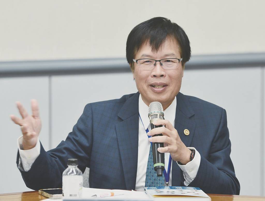 傳承、學術與人文關懷》信昶科技董事長賴俊年 盼企業助力社會能量