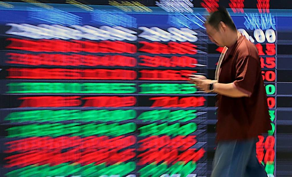 歷年12月電子股 漲贏大盤