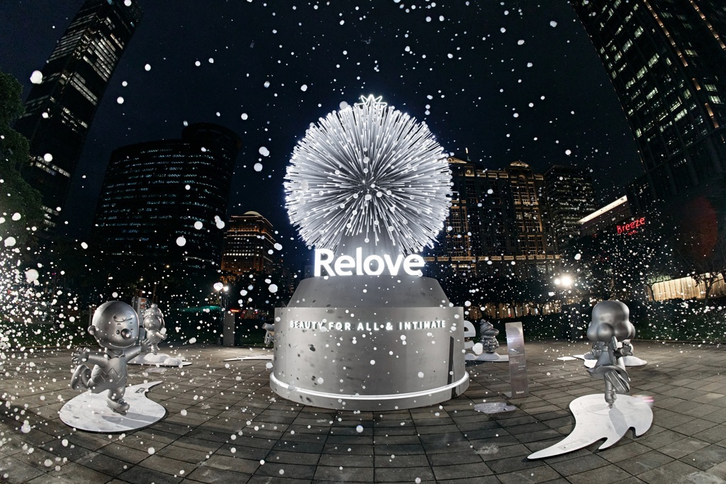 信義區飄起聖誕夢幻雪　Relove《呼吸樹》化作泡泡奇境成最浪漫冬日打卡點