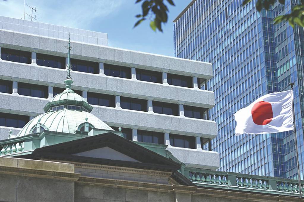 日債殖利率飆高 日銀決策陷苦惱