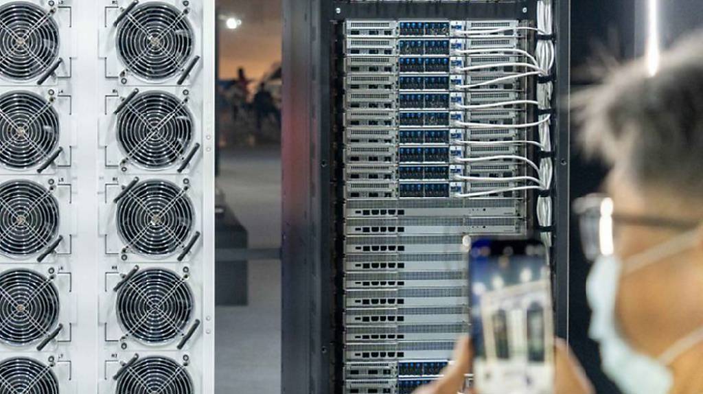 川湖11月業績登頂 Q4攀峰可期