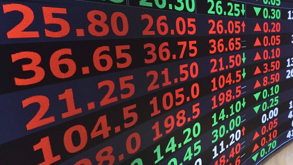 台股拚新高 市值逼近百兆