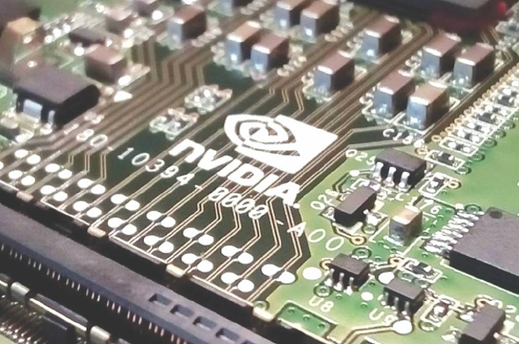 黃仁勳:輝達Blackwell、Rubin晶片 2027商機高達1兆美元